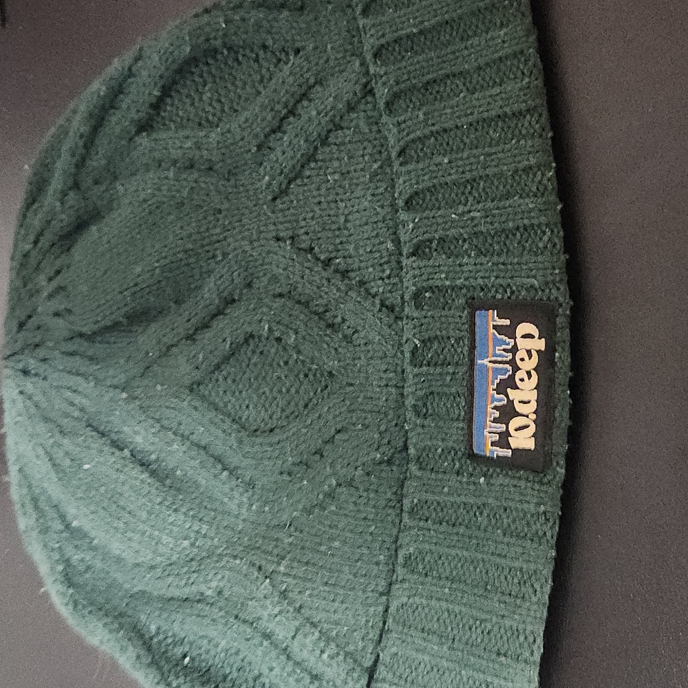 10 Deep men's vintage cable knit style beanie